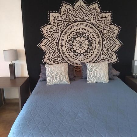 Posada Soleil Bed & Breakfast บาเย เด กัวลาลูเป ภายนอก รูปภาพ