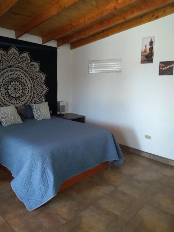 Posada Soleil Bed & Breakfast บาเย เด กัวลาลูเป ภายนอก รูปภาพ